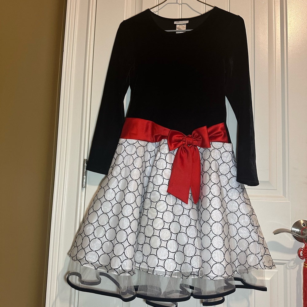 Black velvet flare dress